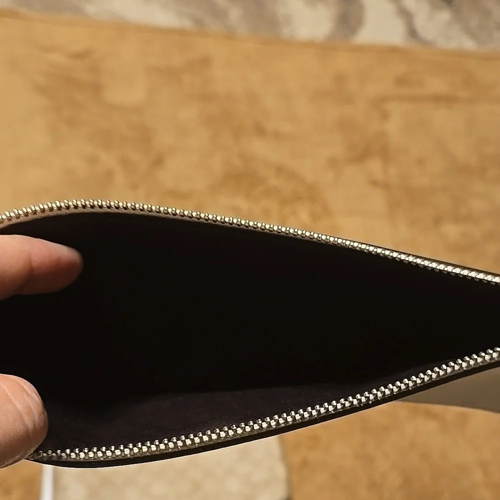 Coach crossbody signature